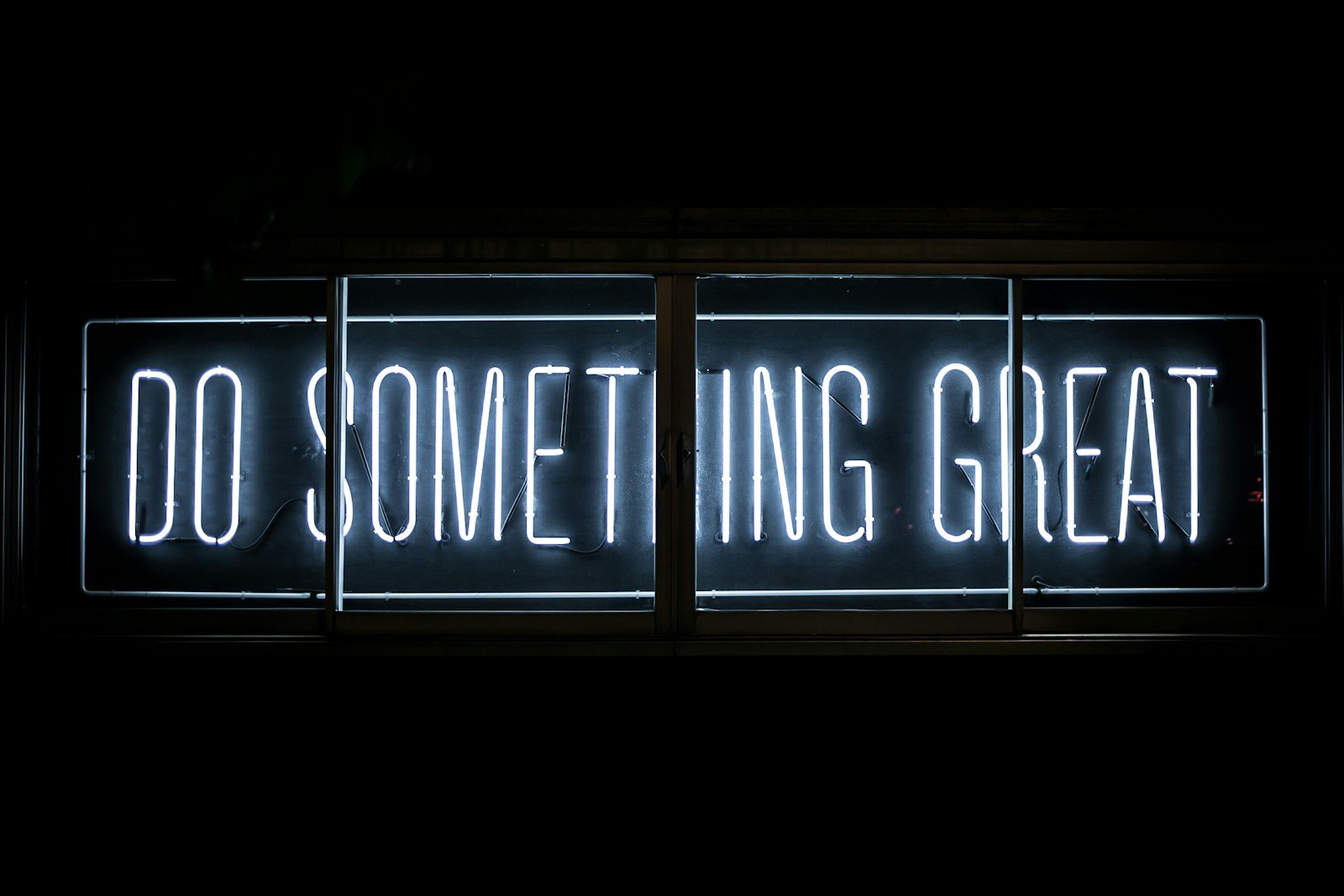 Do Something Great neon sign